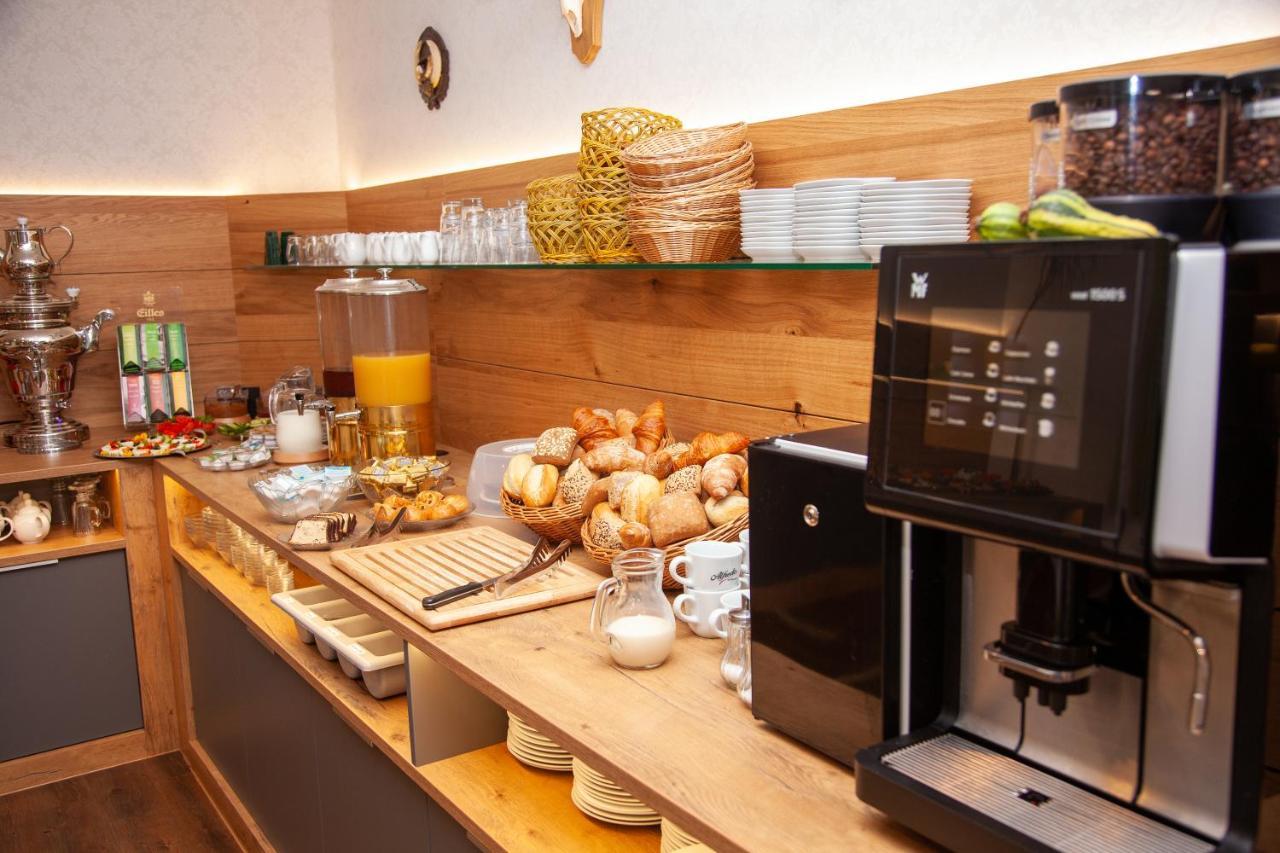 Seehotel Zum Loewen Strasen 외부 사진